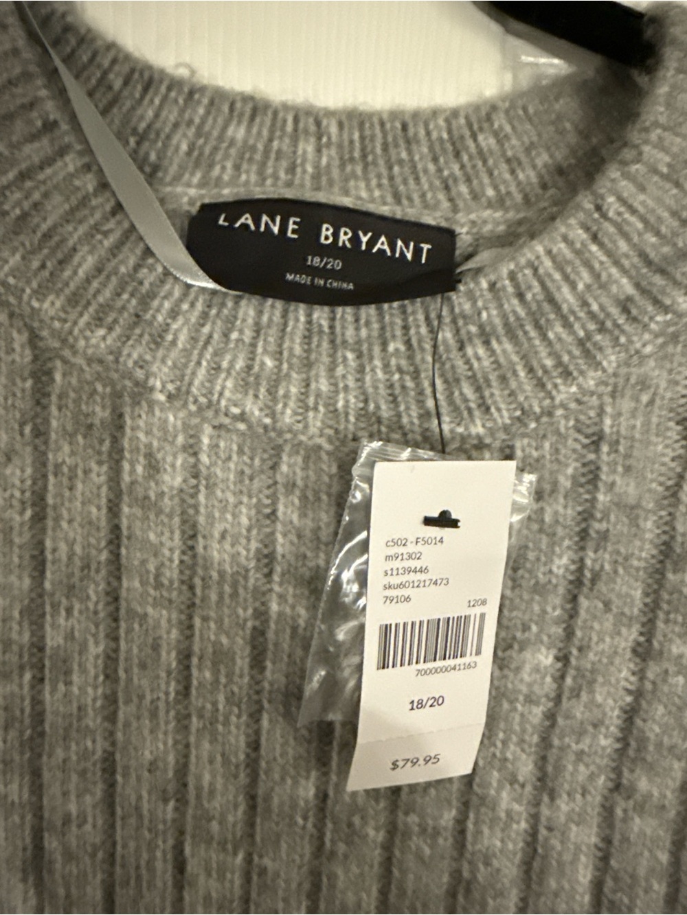 Lane Bryant Pearl Embellished Ribbed Sweater 18/20 NWT - Picture 4 of 4